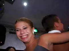 Pornó videó egy lány ...