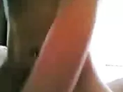 Egy lány, barna haj, ...