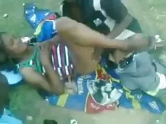 Pornó videó elég ero ...
