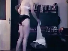 Ő egy diák, barna ne ...